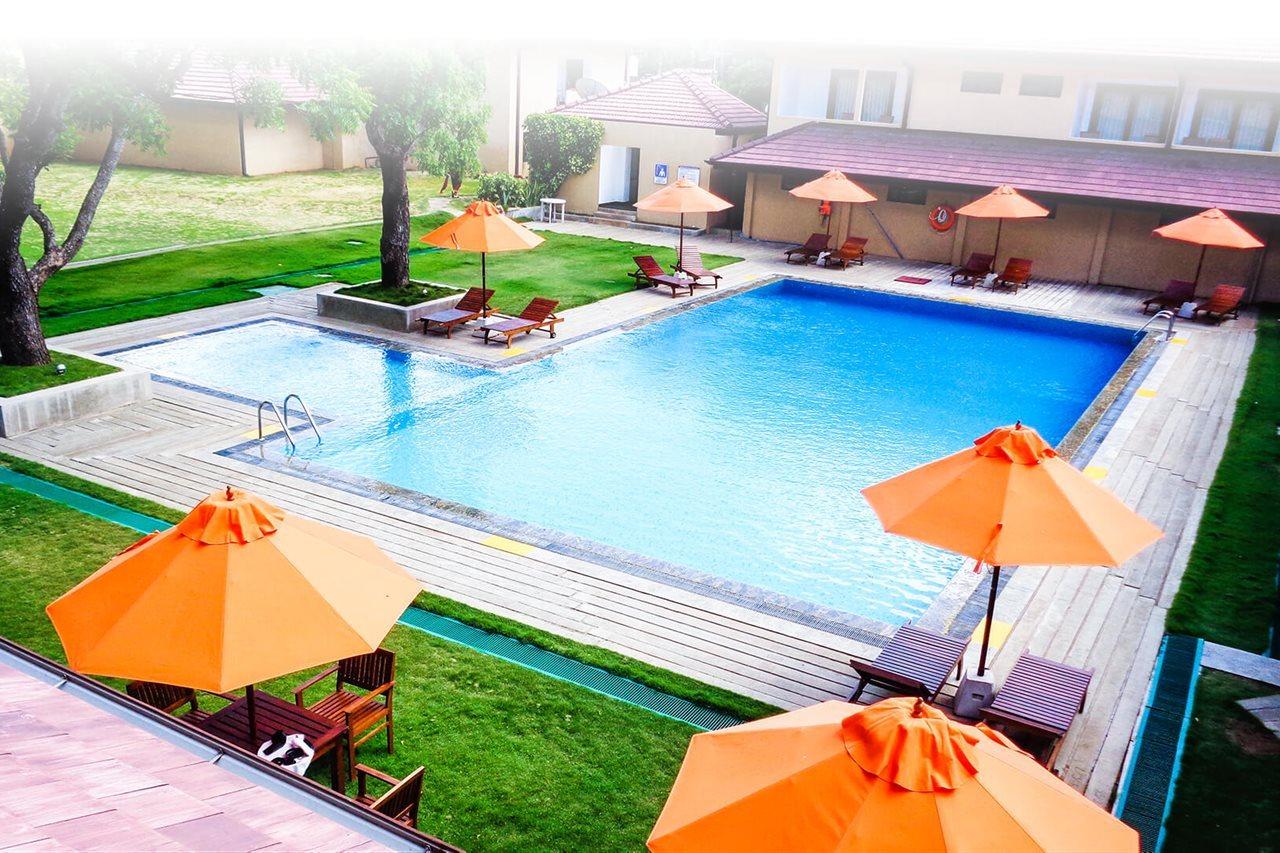 Rajarata Hotel Anuradhapura Exterior foto