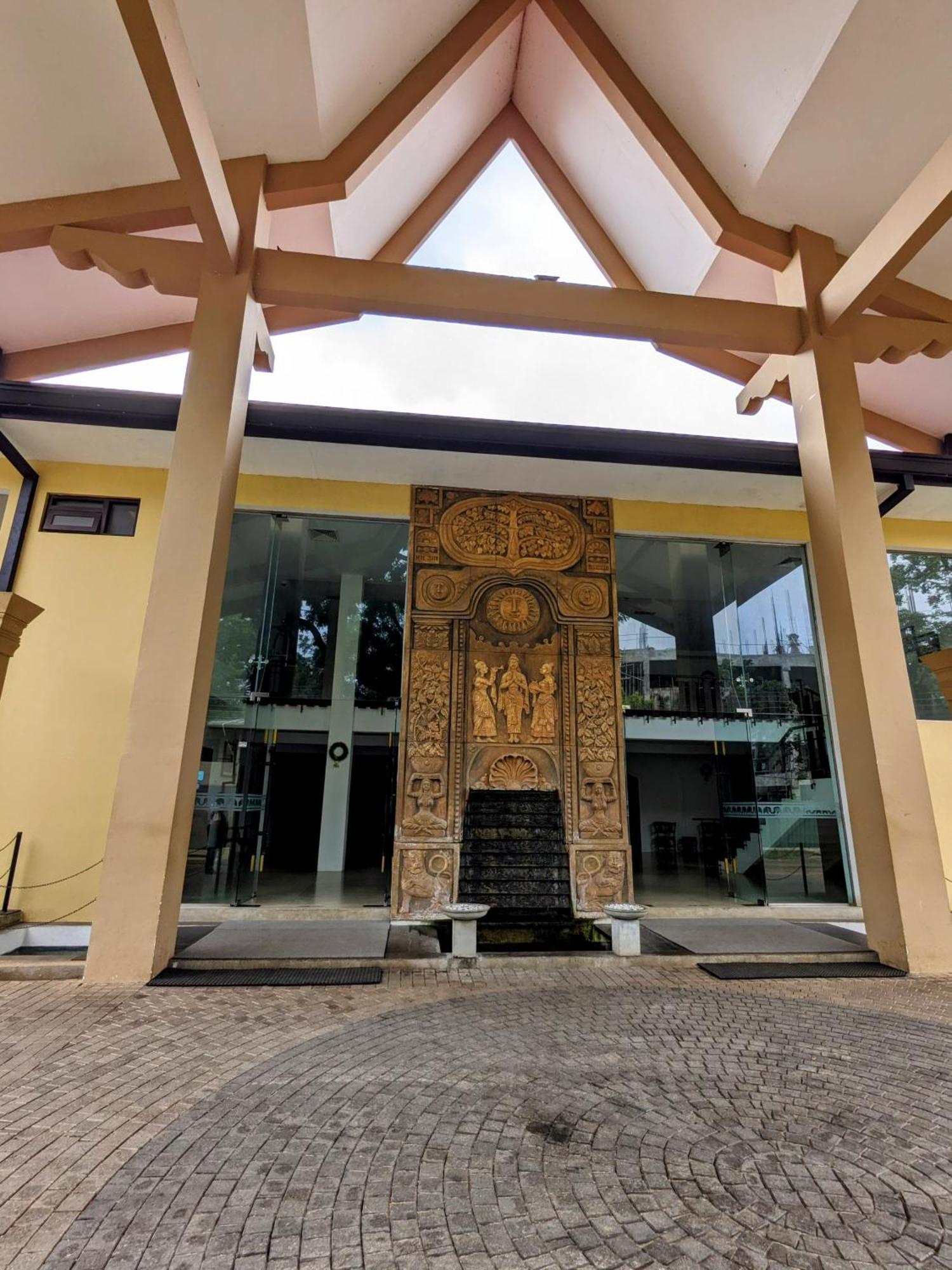 Rajarata Hotel Anuradhapura Exterior foto